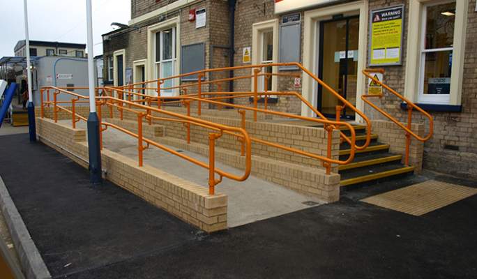 Kee Access DDA Handrails at Stainles railway station