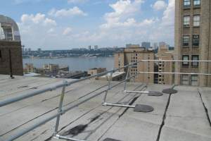 Morgan Stanley Children’s Hospital: KeeGuard and KeeGate for Rooftop Fall Protection