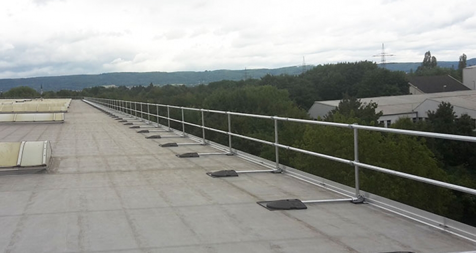 Roof edge protection for ArcelorMittal • Kee Safety, UK