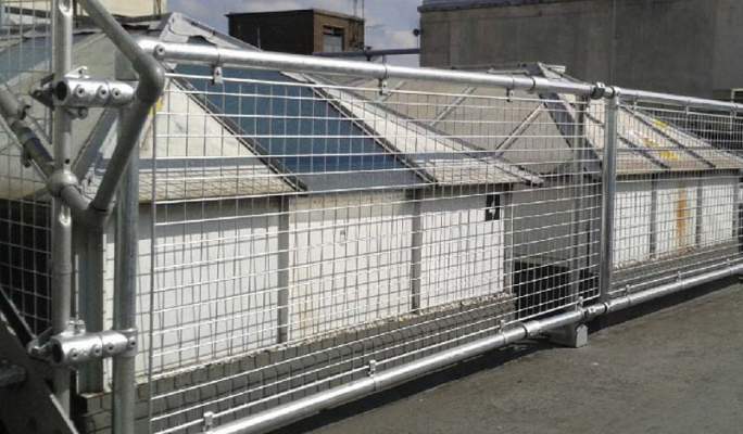 KEEGUARD roof guard rails protect a large roof light