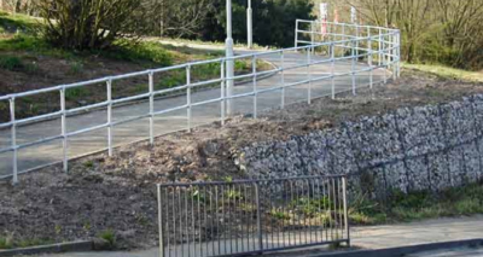 Kee Klamp guardrail on a slope