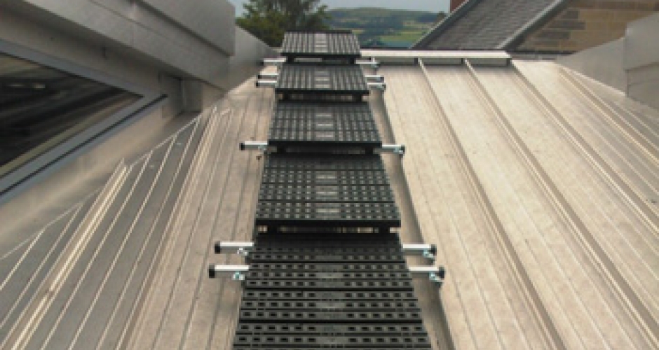 KEE WALK roof top walkway - steps
