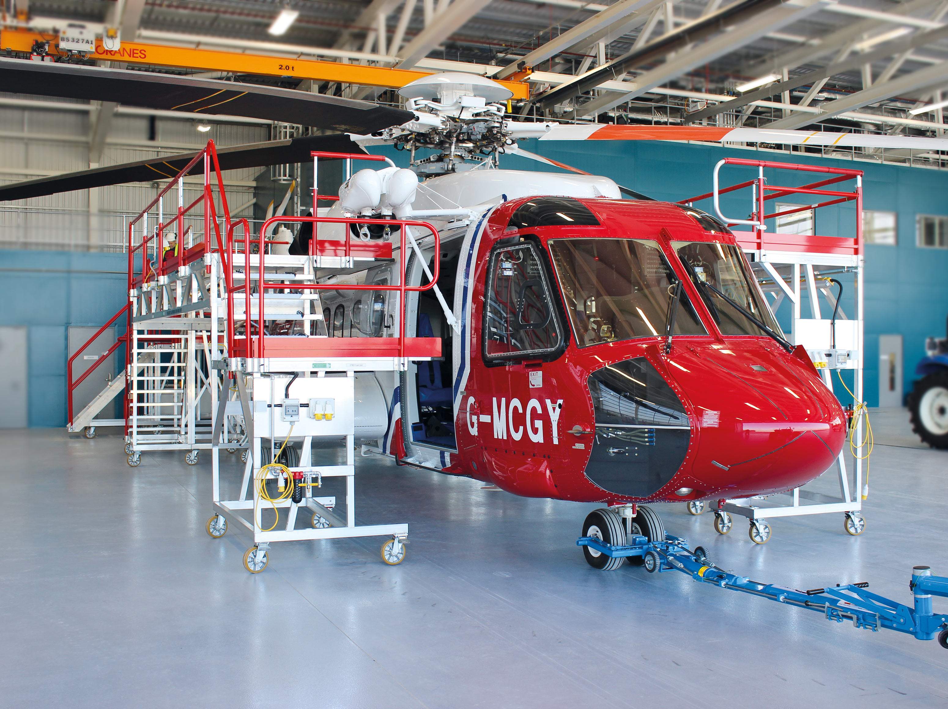 Helicopter maintenance access platform